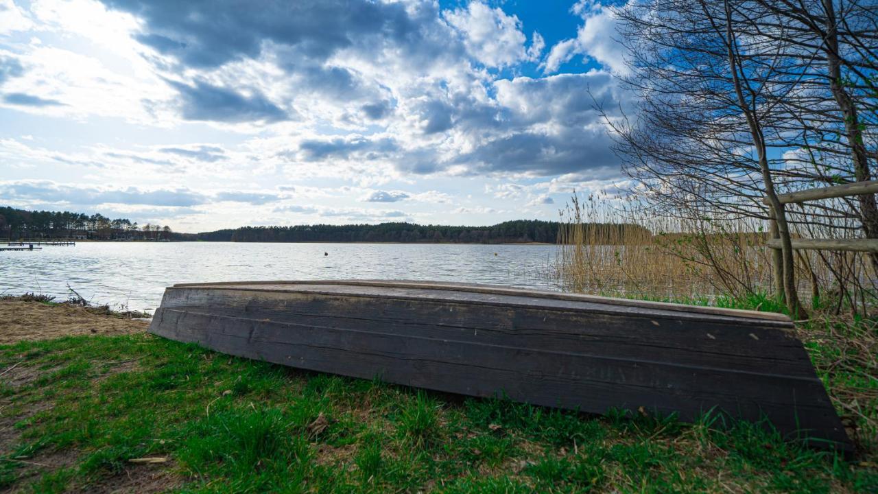 Sloneczny Domek Borsk Nr 2 I 15 - Nad Samym Jeziorem W Pierwszej Linii Bagian luar foto